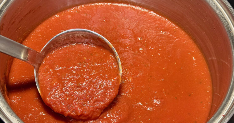 Quick Red Wine Tomato Sauce