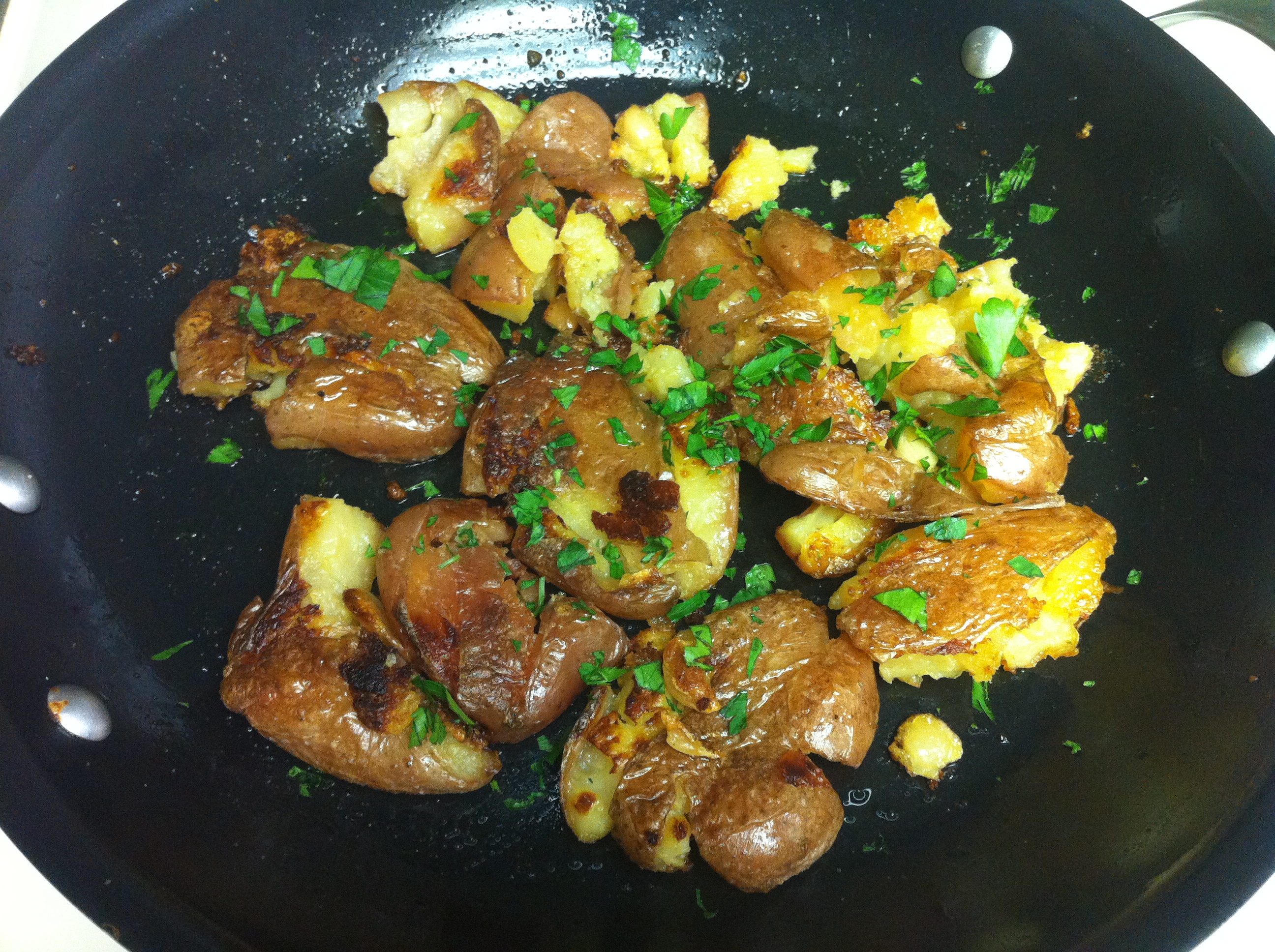 Special Crispy Garlic Smashed Potatoes