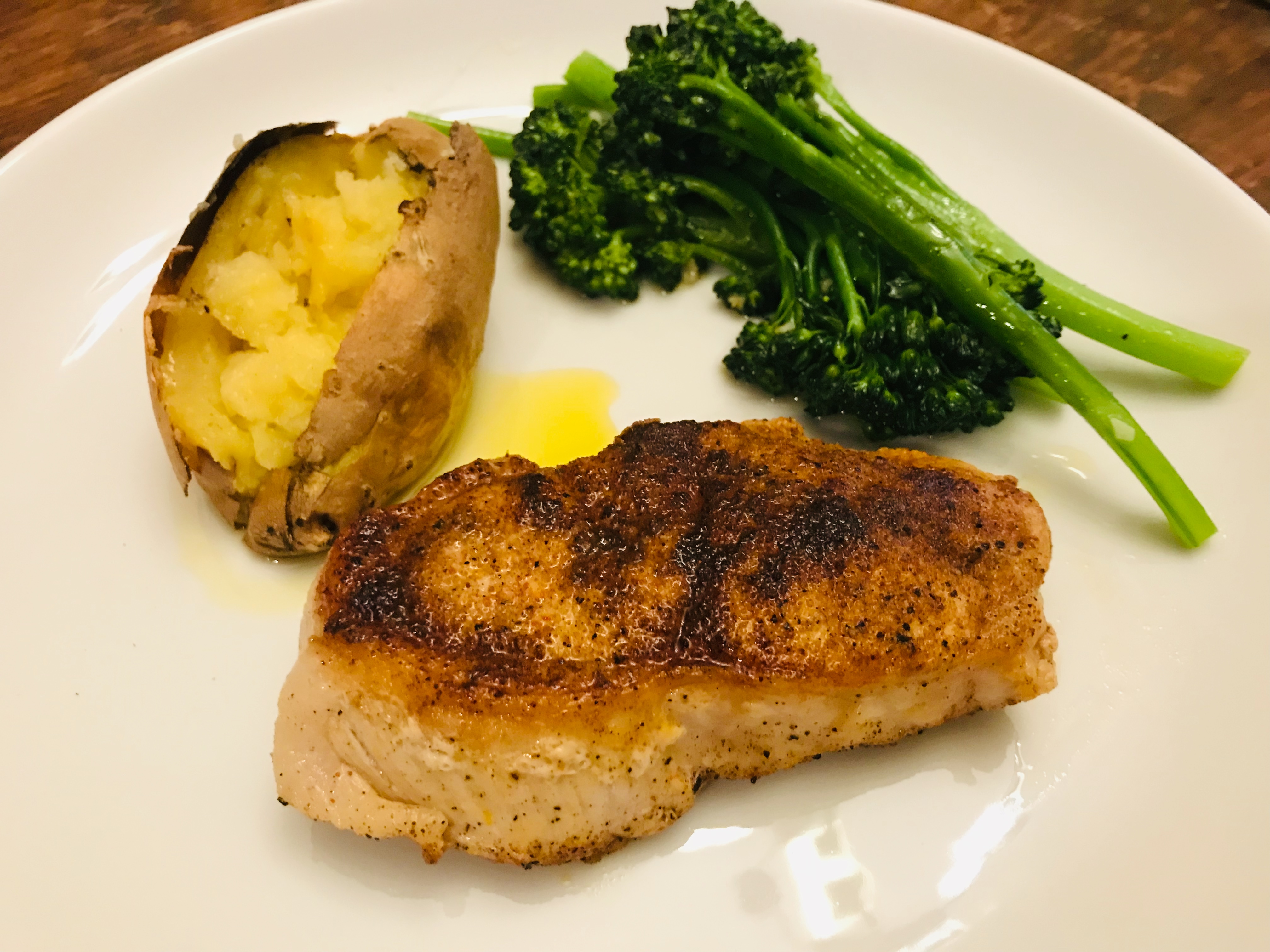 Southwestern-Style Pork Loin Chops