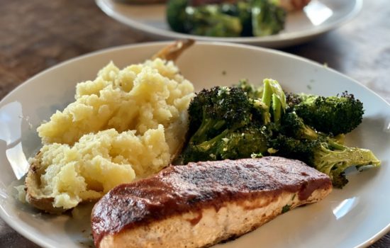 Pan-seared Oven-finished Salmon with Barbecue Sauce