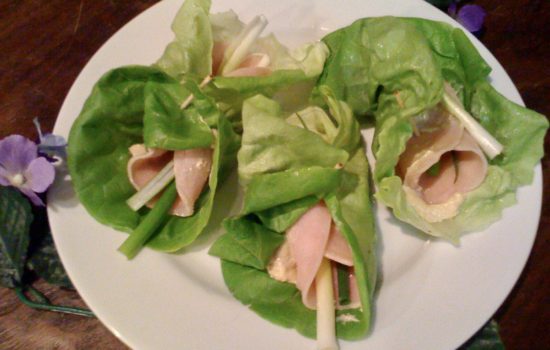 Turkey and Lettuce Roll-Ups