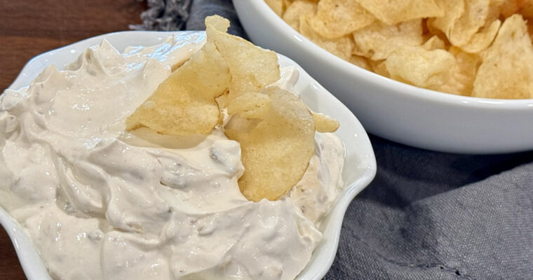 French Onion Dip with Caramelized Onions