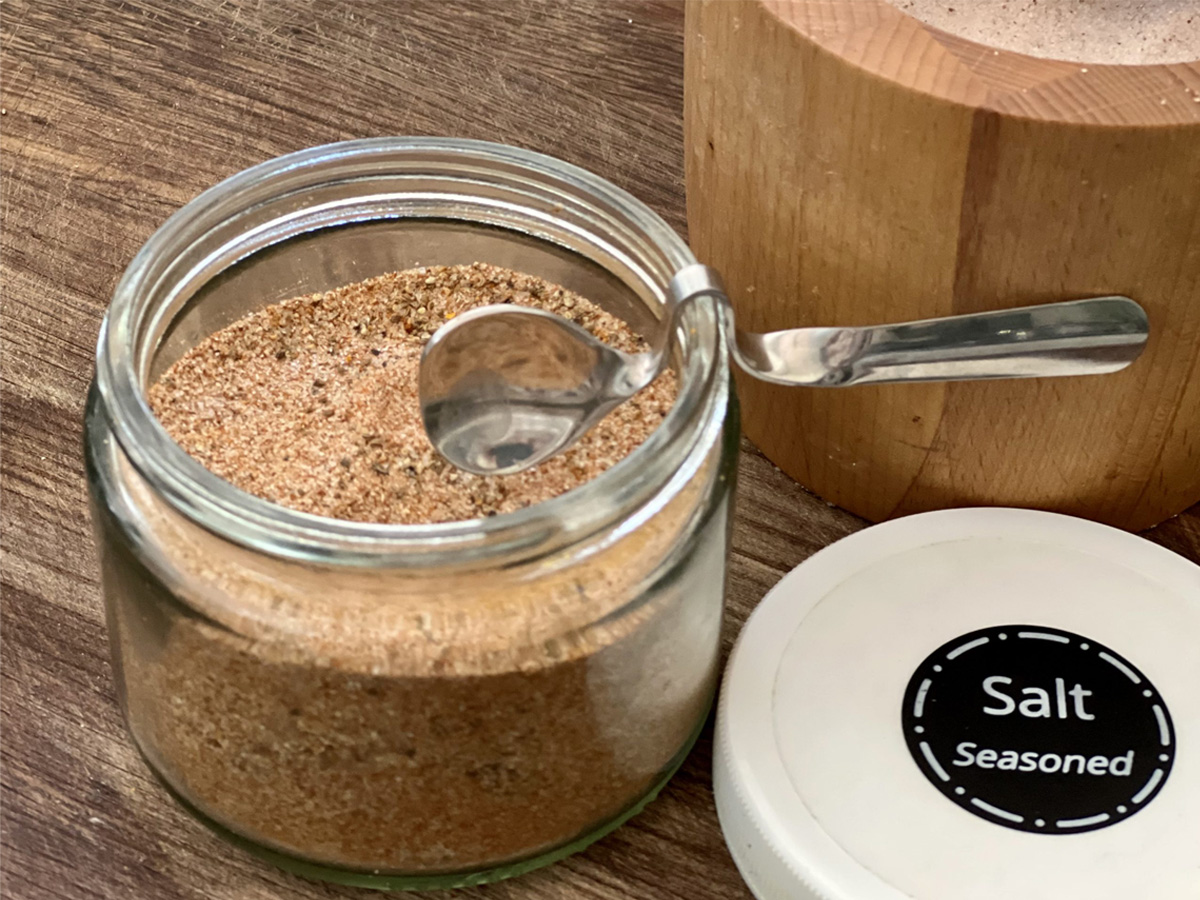 Easy Homemade Seasoned Salt