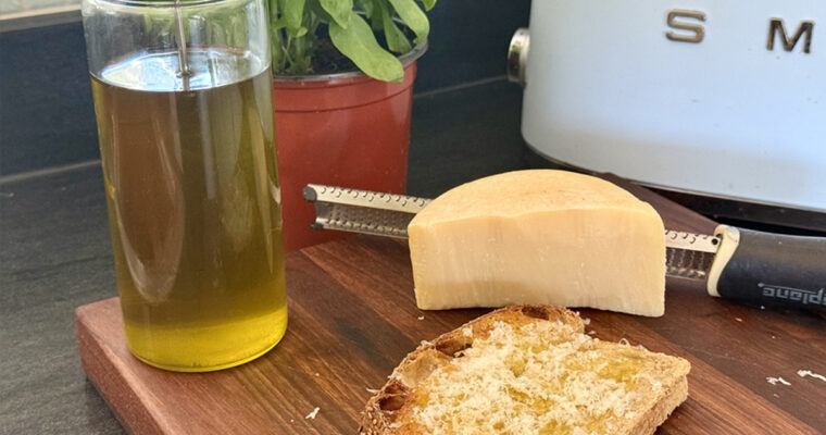 Simple Basil-Infusion with Warm Olive Oil
